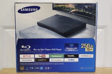 Samsung BD-J5700 Blu-ray DVD player