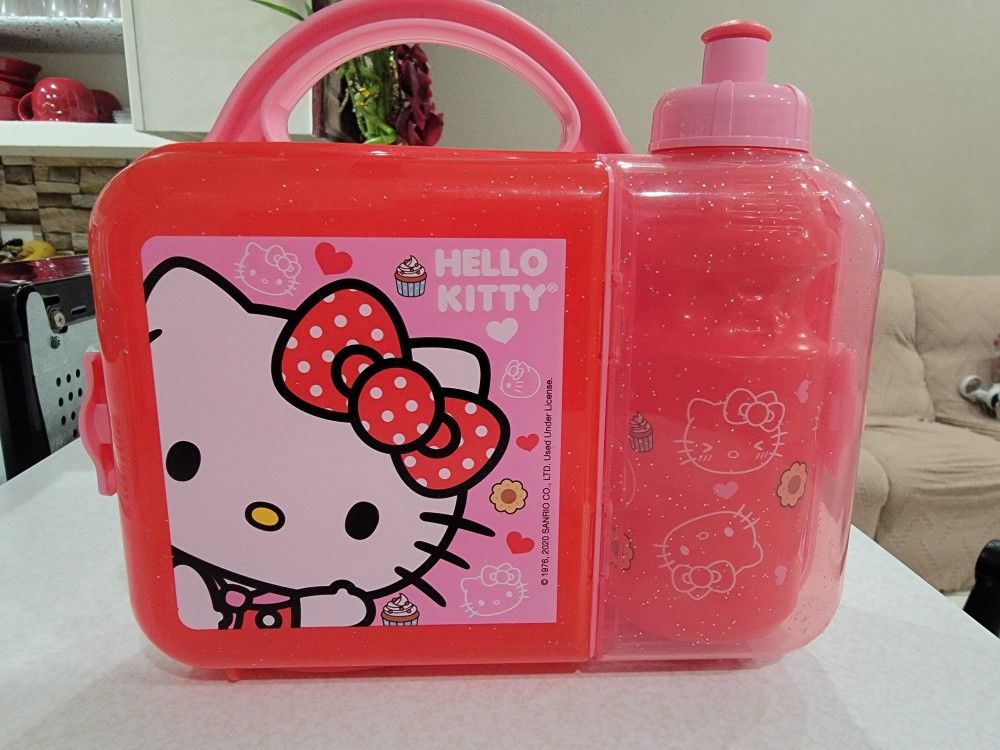 Hello Kitty Lunch Box 