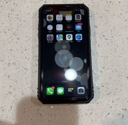 iPhone 11 64 GB Perfect Condition