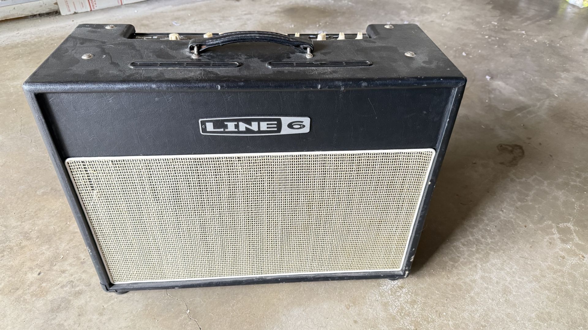 Line 6 flextone III Guitar Combo Amp