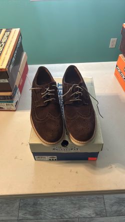 Men’s shoes, size 12