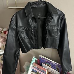 Black Cropped Jacket 