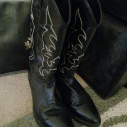 Old West men's boots