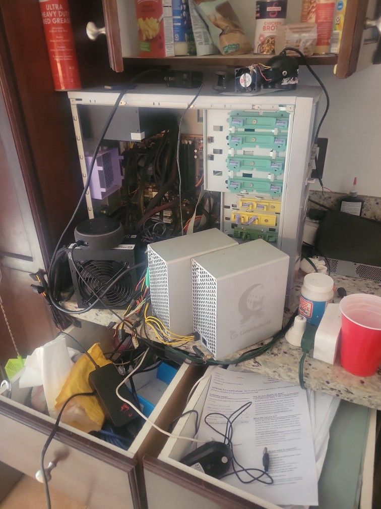 DOGE Goldshell LBBOX MINER PLUS DESKTOP COMPUTER WITH POWER SUPPLY