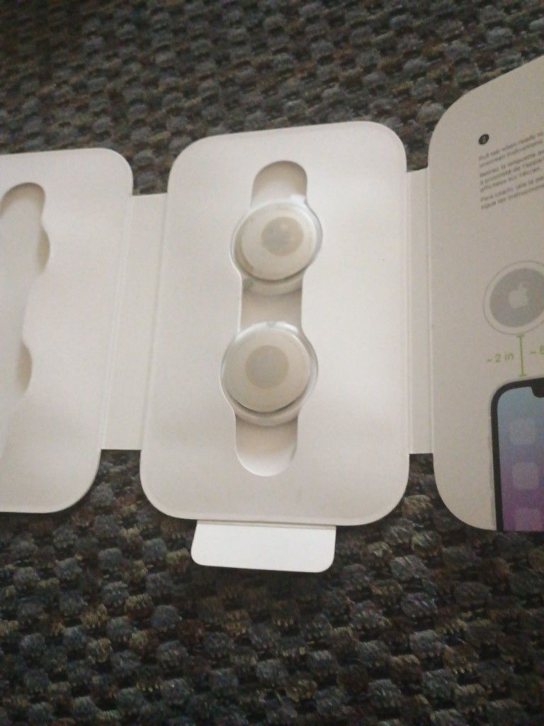 Apple Air Tags