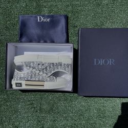 Dior b23 