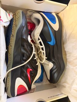 Aja 2 all stars men’s size 11.5 females size 13 used worn once
