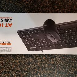 NIB Keybord & Mouse / Wired USB