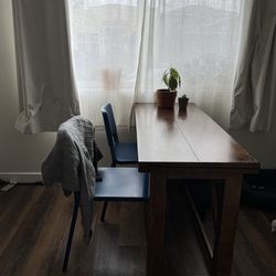 Expanding media console dining table
