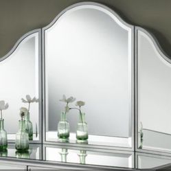 Vanity Mirror