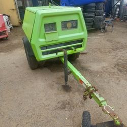 Ingersoll-Rand High Pressure Mobile Towable Air Compressor 