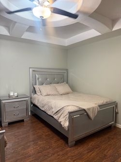 Queen Bed 3pc Set