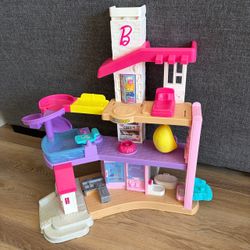 Fisher-Price Little People Barbie House