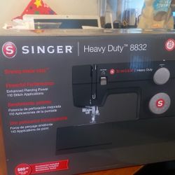Heavy Duty Sewing Machine 8832