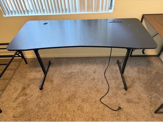 Gaming Desk with Built-In Power (w/ USB Outlets)
