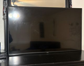 51” TV