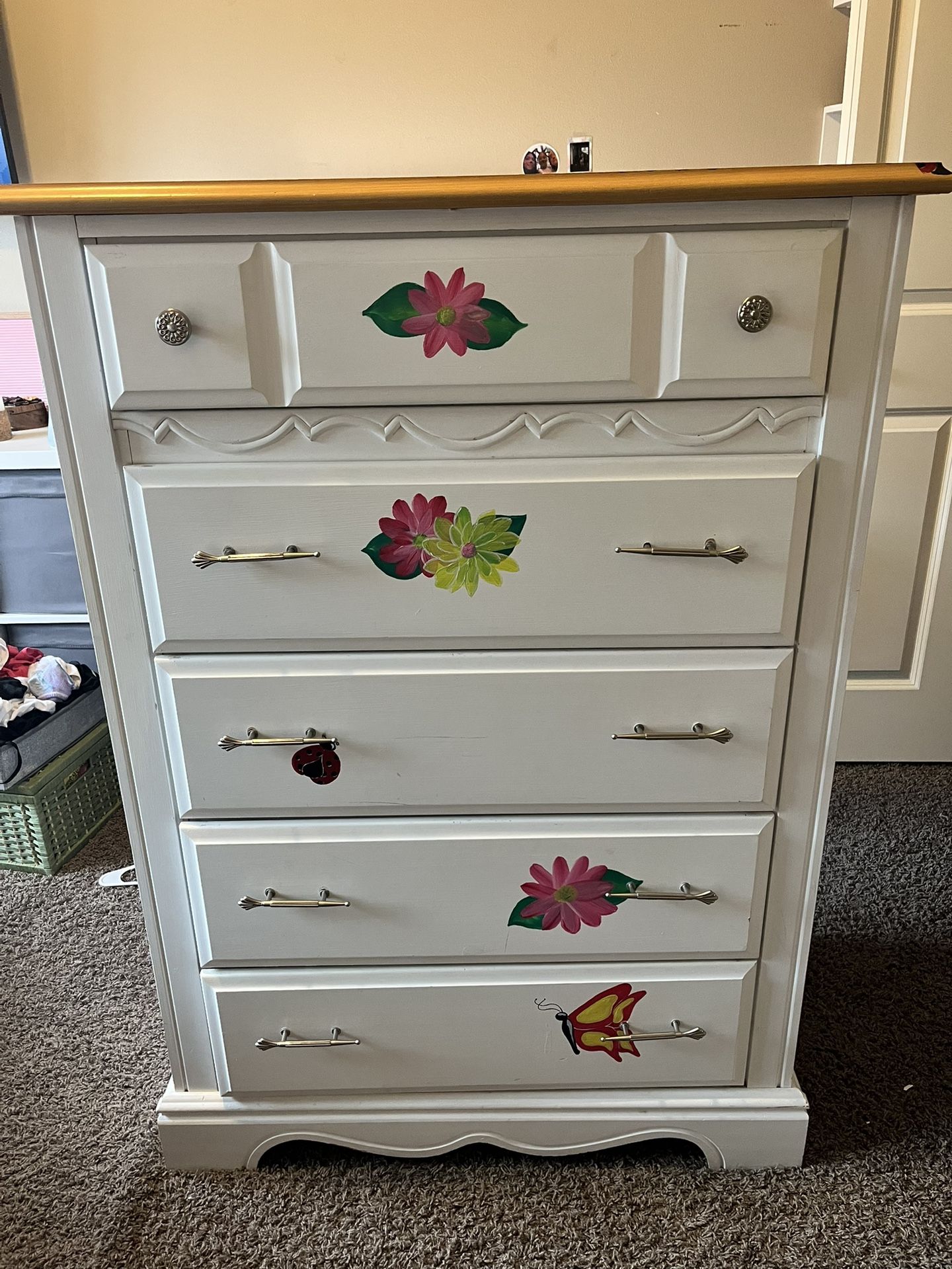 Dresser and Nightstand set
