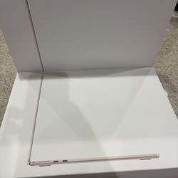 SAVE Xmas New Sealed 13” Starlight M4 Air 16GB Ram 256gb AppleCare Plus!