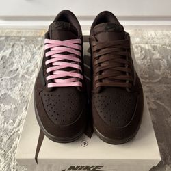 Travis Scott Velvet Brown 