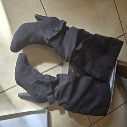 Black elegant suede knee high  boots