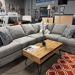 Stunning L-shaped Couch! $1699 🩶✅✨