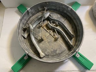 4 Brace Christmas Tree Stand By Gunnard