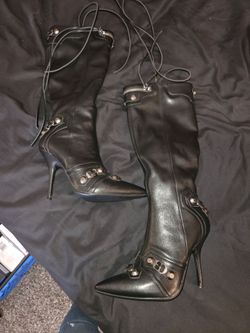 Lady sexy boots size 6