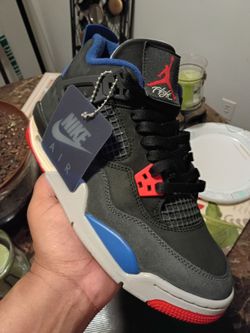 AJ 4 SIZE 6.5Y