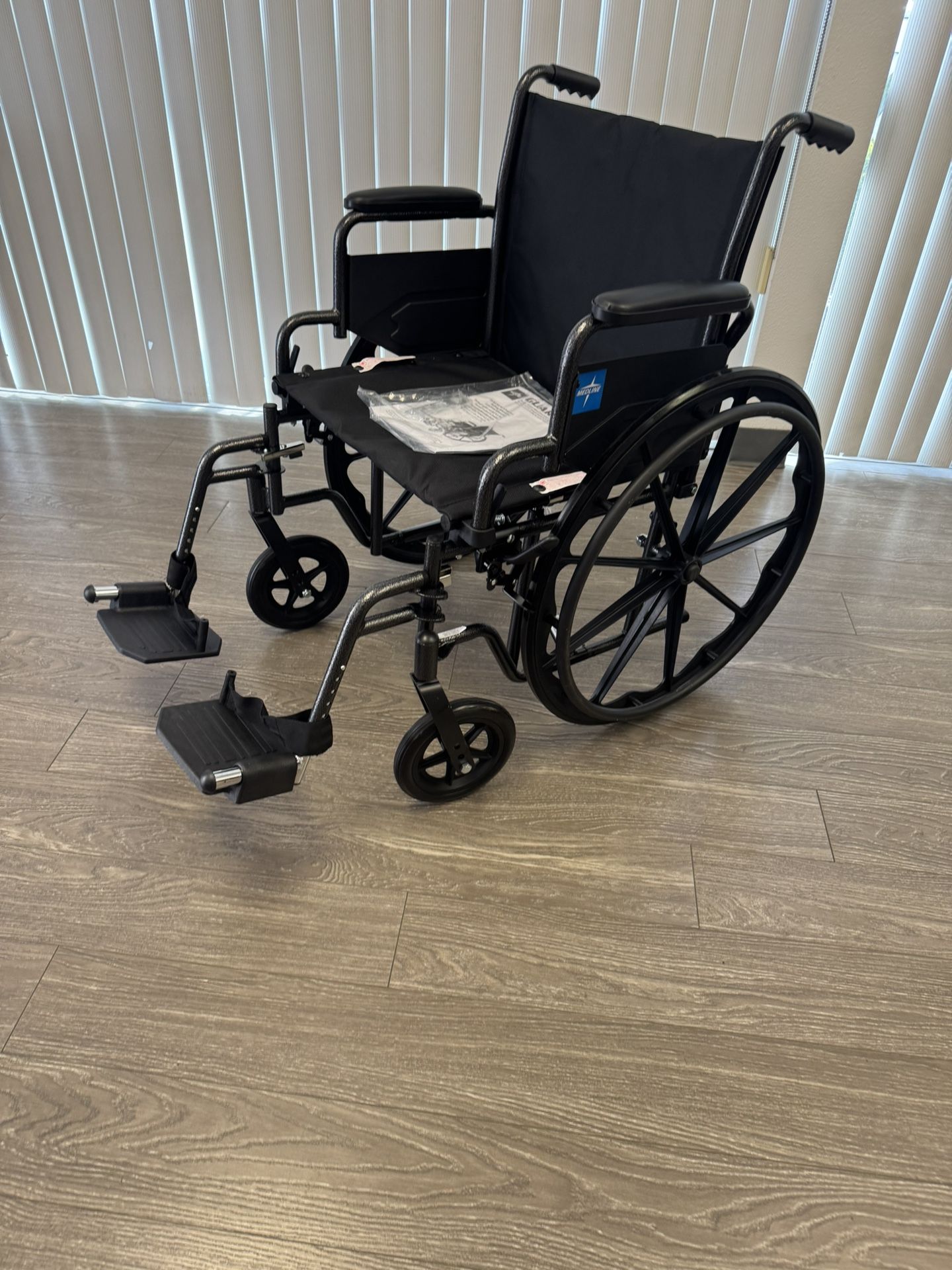 New / Medline Guardian K1 Wheelchair A- 20” Seating Area And 300 Pound Weight Capacity