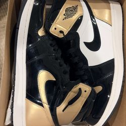 Air Jordan 1 Retro High Black Metallic Gold – “Gold Toe” New in Box
