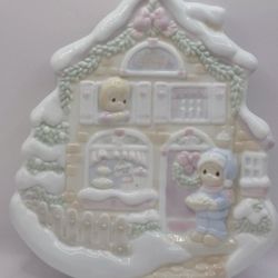 1995 Precious Moments Christmas Plate