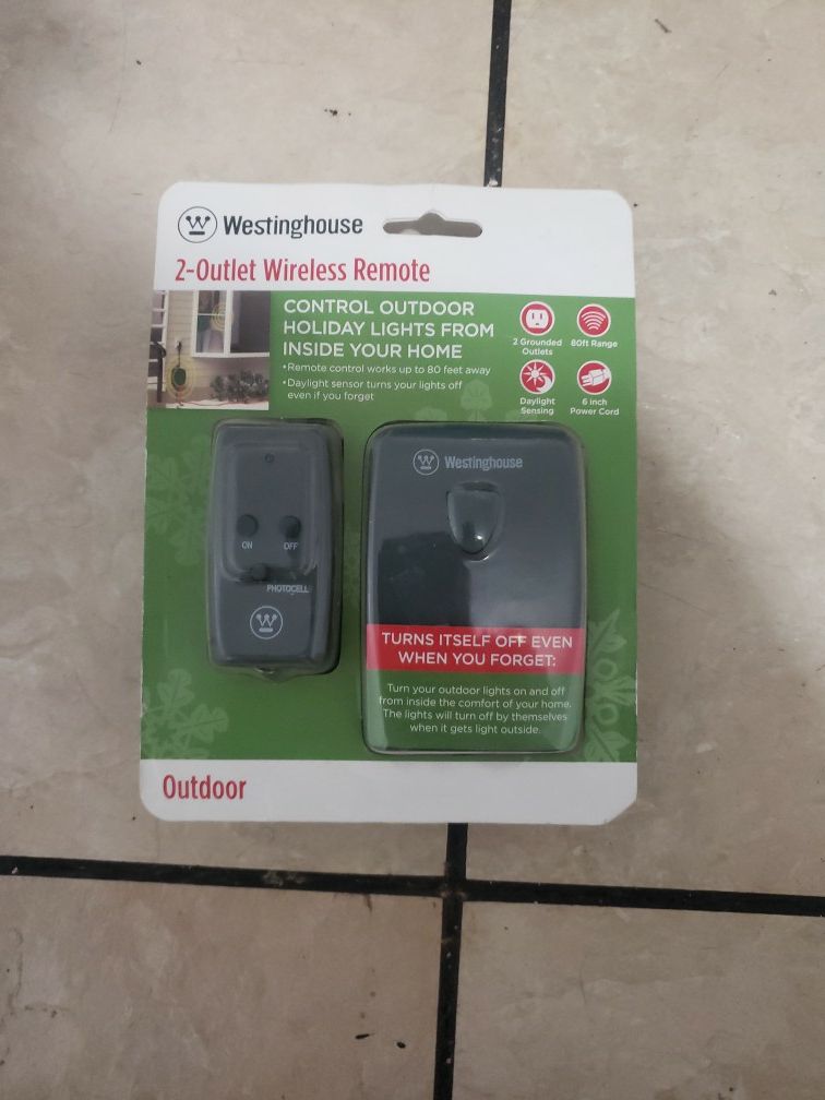 Westinghouse 2 outlet wireless Outdoor remote
Item# T28075