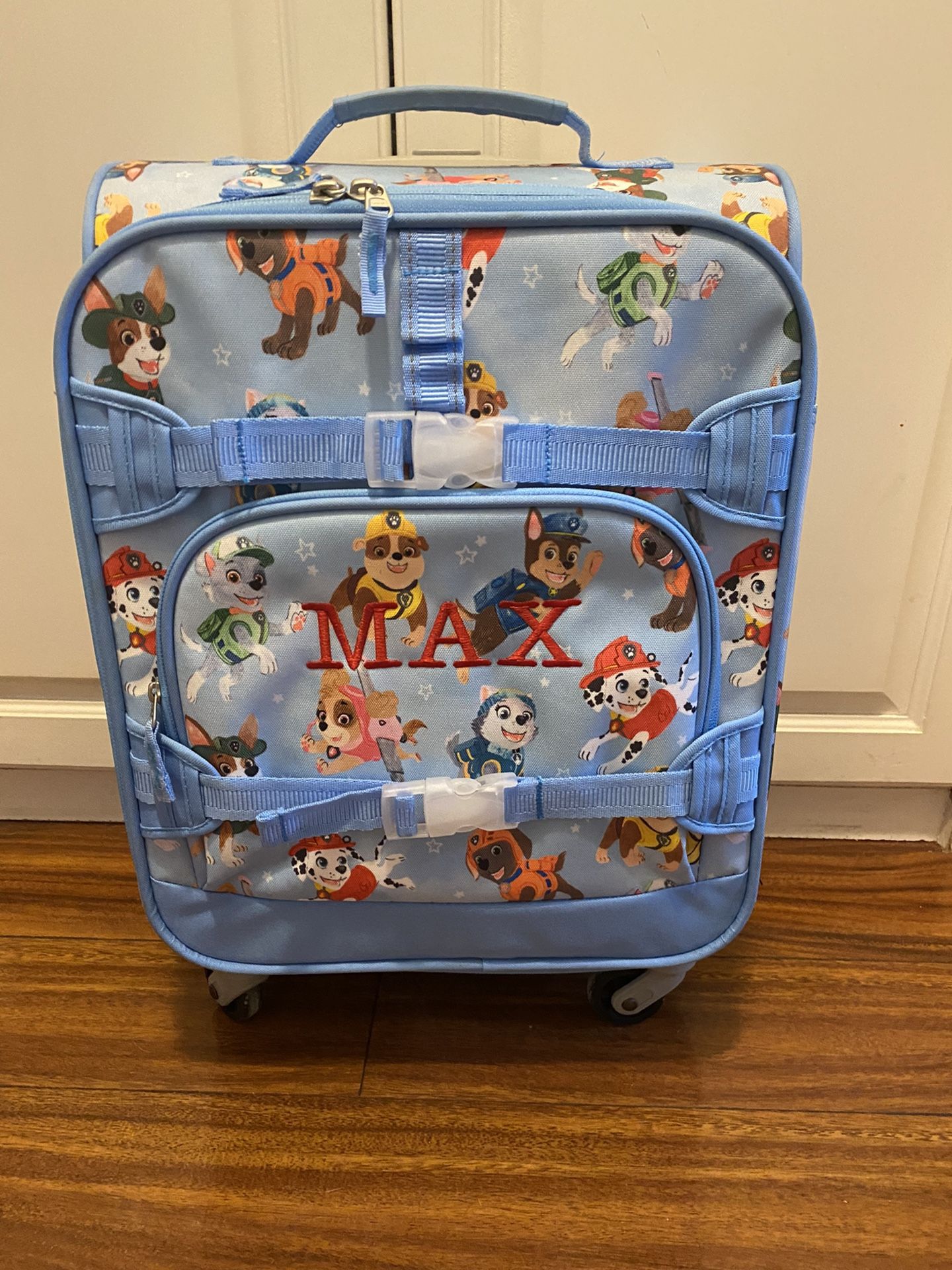 POTTERY BARN KIDS-Blue With Dogs Multi Spinner Luggage