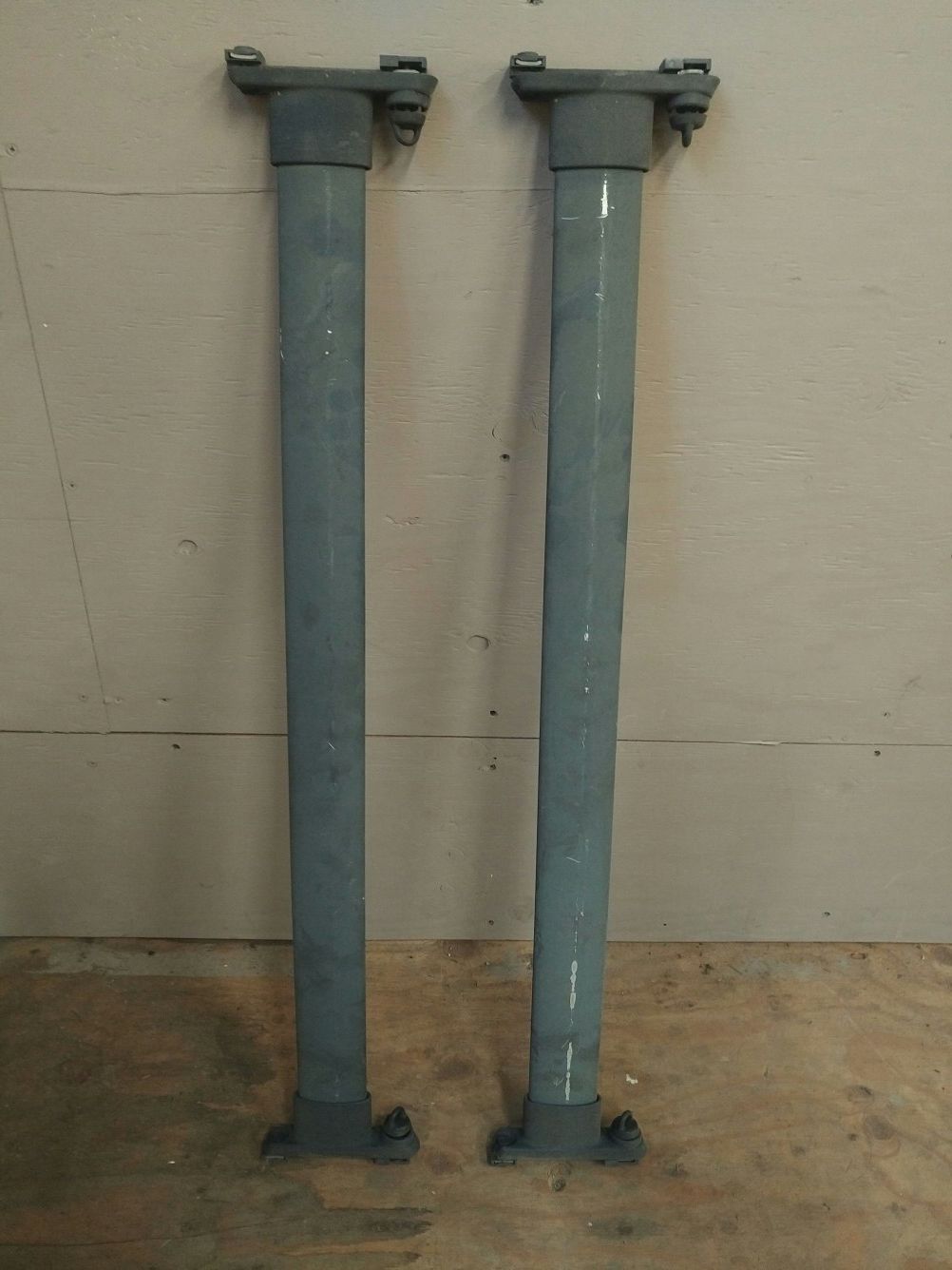 Factory Explorer roof bars