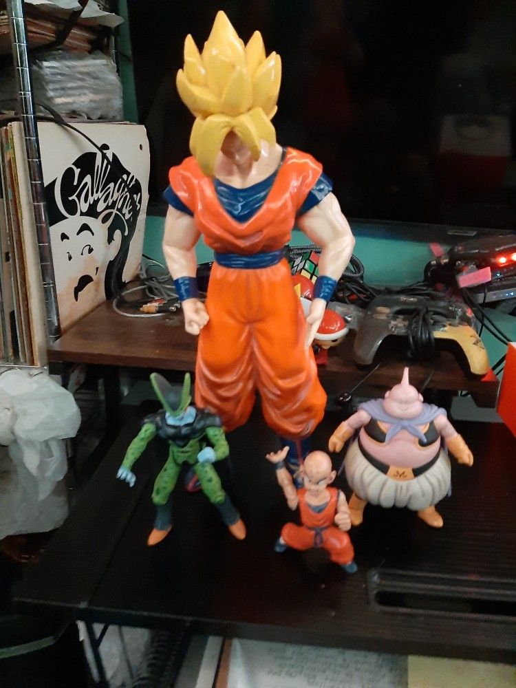 Dragon Ball Z Action Figures (6 In Total)