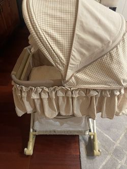 Combi bassinet hotsell