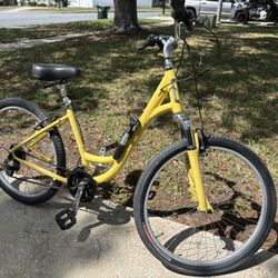 Specialized Bike Carmel 03 medium Innova