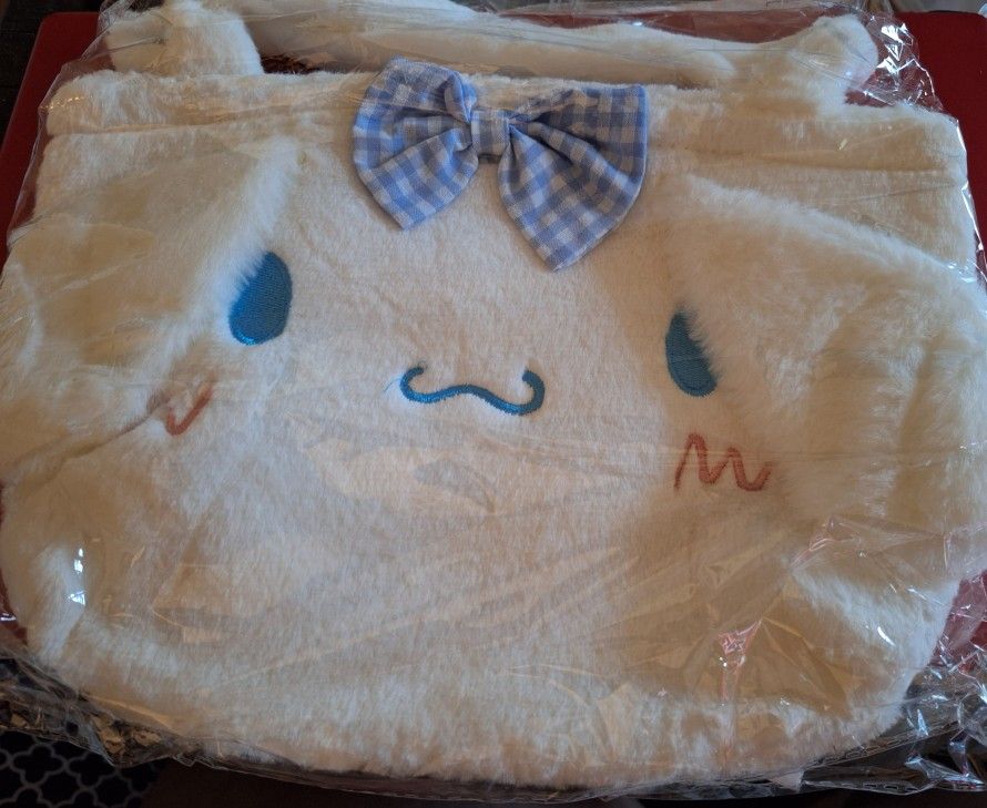 Cinnamoroll Plushie Purse