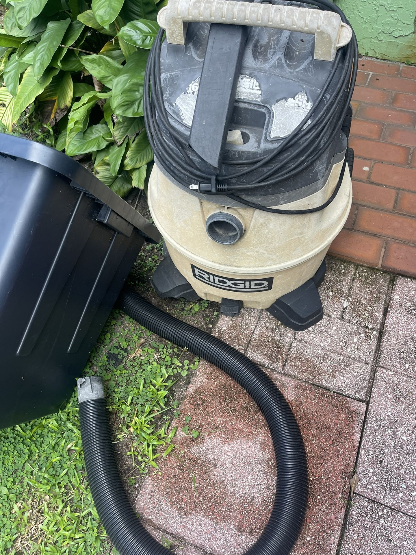 Rigid VAC (16 gallon)””Works Good””