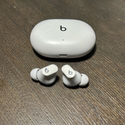 Beats Studio buds