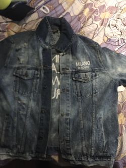 Milano men jean jacket size s for like a medium.
