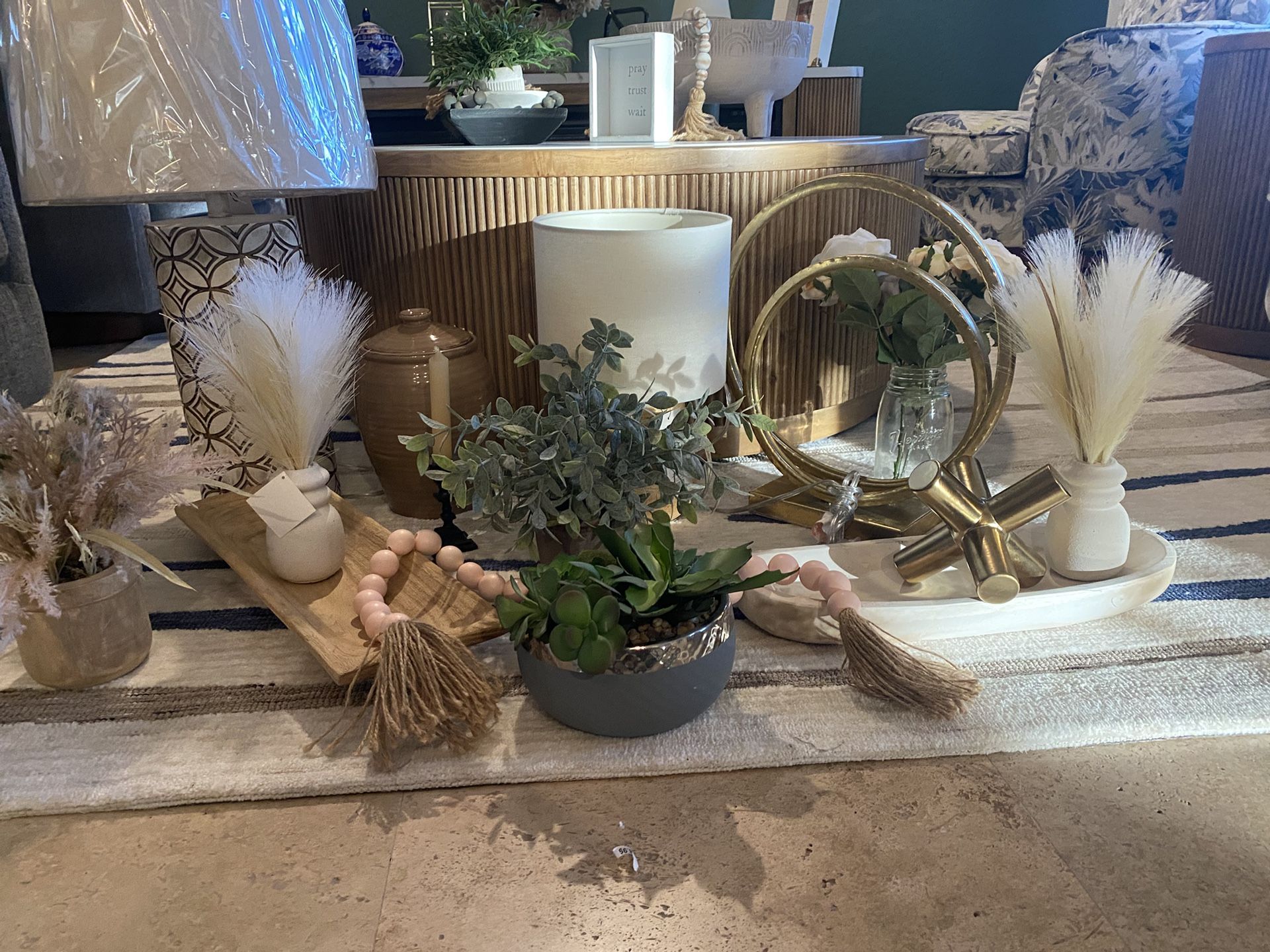 Miscellaneous Lamps Plants Dough Bowls Decor