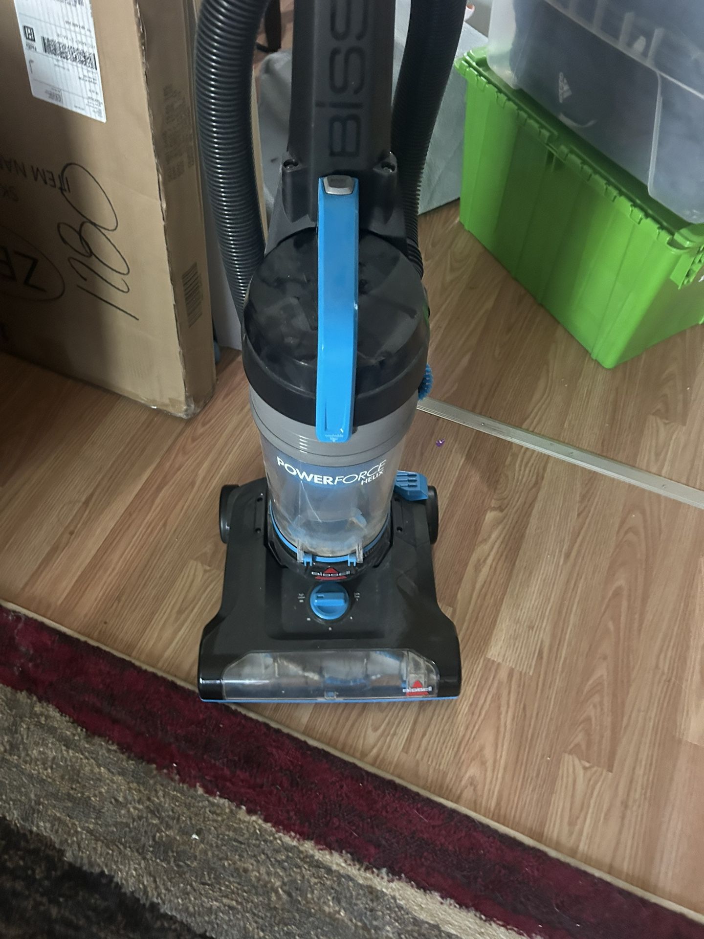 Bissell Vacuum Cleaner