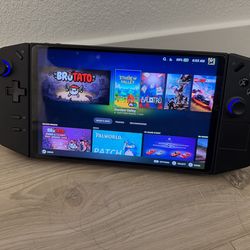 Lenovo Legion Go W/ Bazzite Installed
