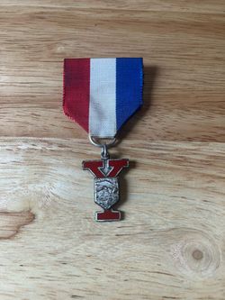 Vintage YMCA Swimming Award Medal w/ Original Case