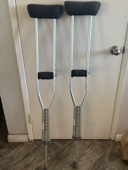Crutches 🩼