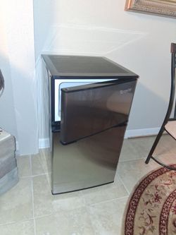Mini-fridge