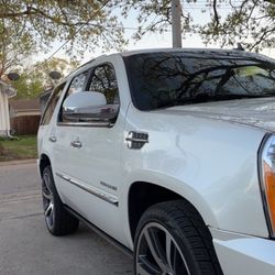 2011 Cadillac Escalade