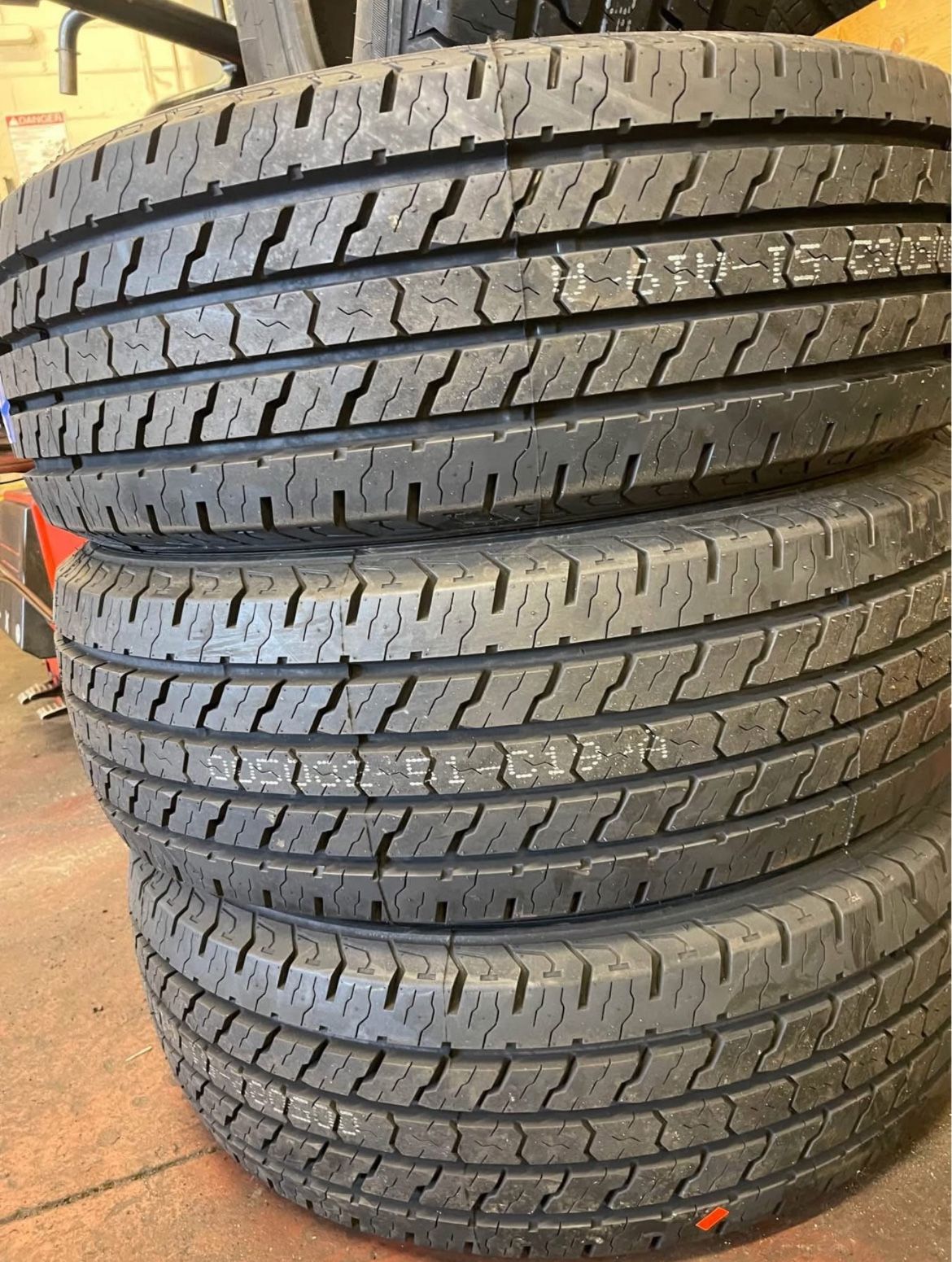 LT245/75/17 IRONMAN ALL COUNTRY