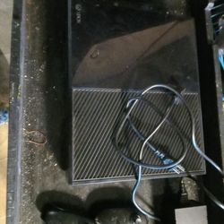 Xbox one with 2 controllers and power supply